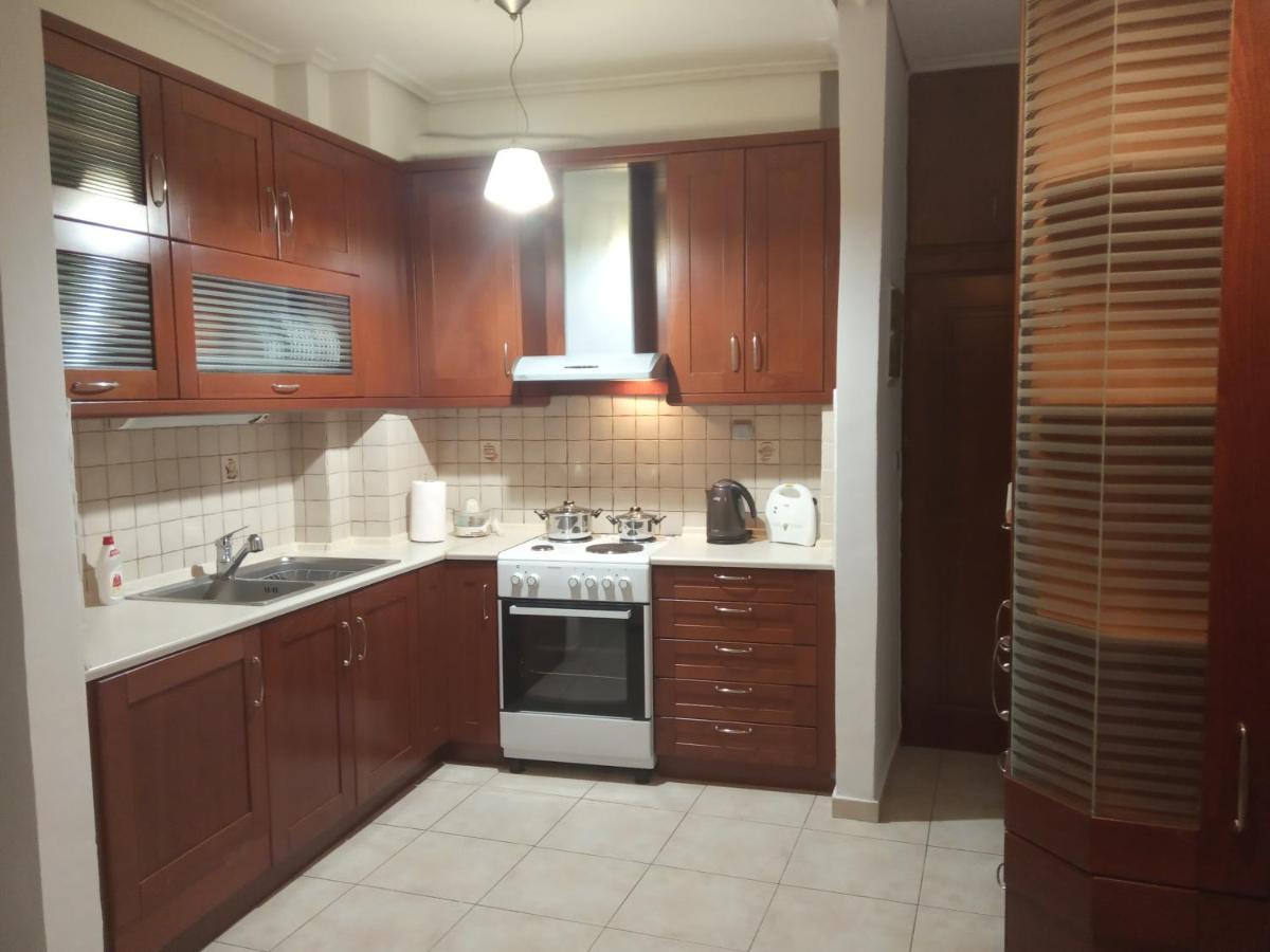 Isavrou Apartment Комотини Екстериор снимка