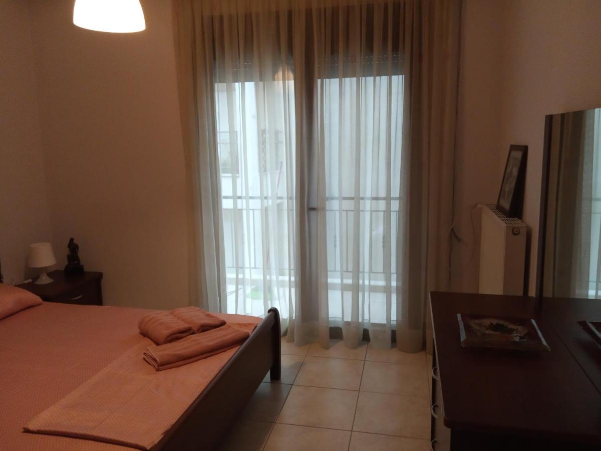 Isavrou Apartment Комотини Екстериор снимка
